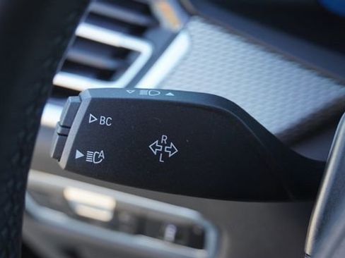 Used 2023 BMW X5 sDrive40i w/ M Sport Package image 30