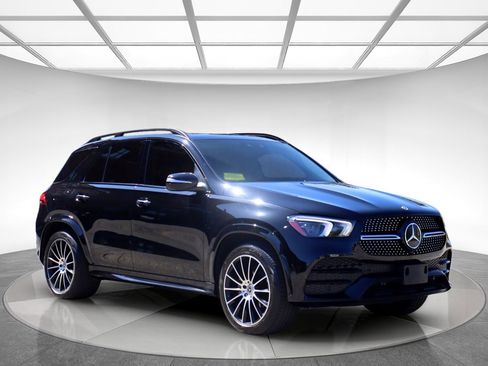 Used 2023 Mercedes-Benz GLE 350 4MATIC w/ AMG Line Exterior image 3