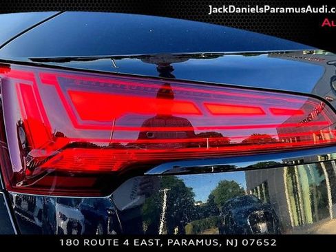 Used 2023 Audi Q5 2.0T Premium Plus w/ Premium Plus Package AWD/4WD image 22