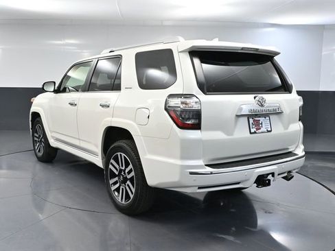 Used 2023 Toyota 4Runner Limited AWD/4WD image 9