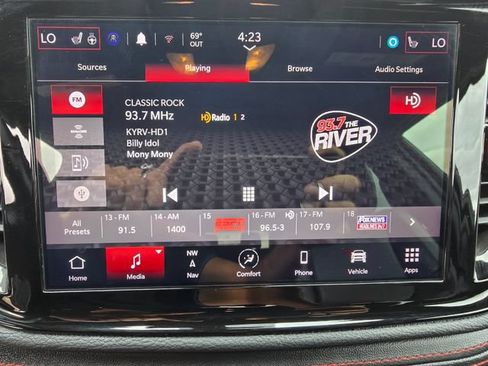 Certified 2025 Dodge Durango GT AWD/4WD image 12