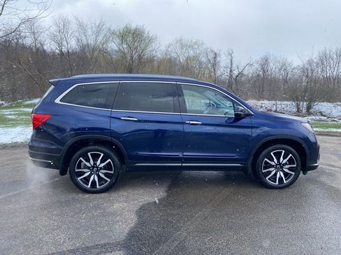 Used 2022 Honda Pilot Elite image 2