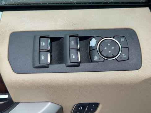 Used 2019 Ford F150 Lariat RWD image 15