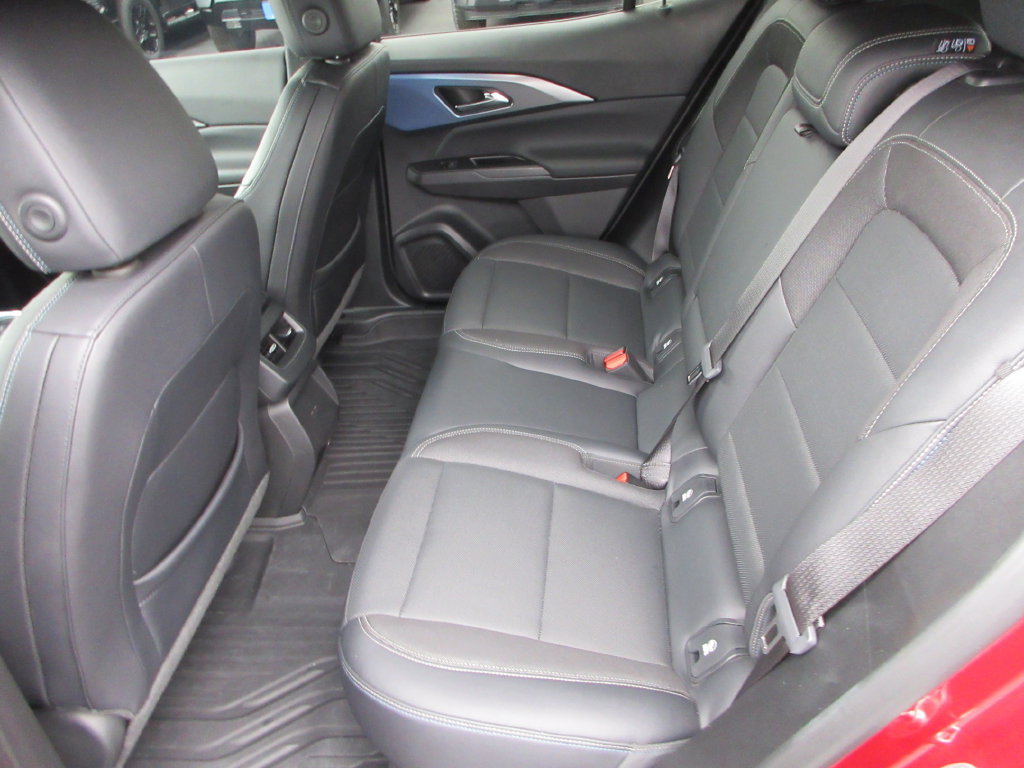 Used 2024 Chevrolet Equinox EV LT w/ Active Safety Package 3 FWD image 13