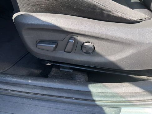 Used 2017 Hyundai Elantra Value Edition image 6