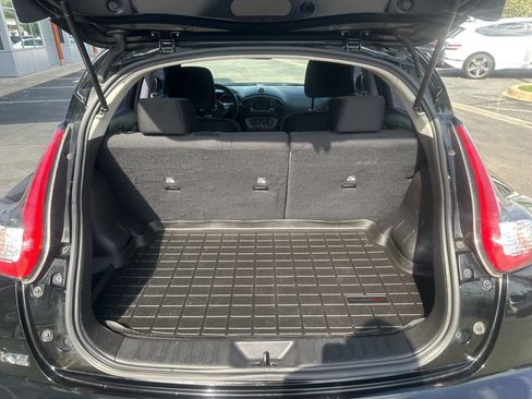 Used 2015 Nissan Juke S image 14