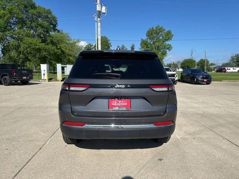 Used 2024 Jeep Grand Cherokee Limited 4xe AWD/4WD image 4