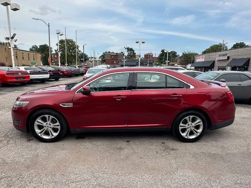 Used 2014 Ford Taurus SEL w/ Equipment Group 201A FWD image 5