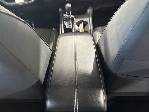 Used 2025 Nissan Altima 2.5 SV FWD image 21