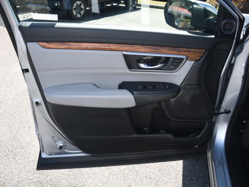 Used 2020 Honda CR-V EX-L image 10