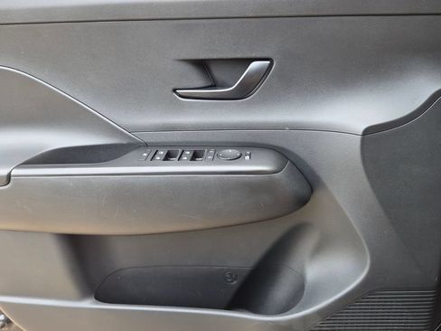 Used 2024 Hyundai Kona SEL FWD image 23