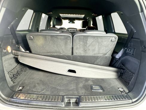 Used 2019 Mercedes-Benz GLS 450 4MATIC image 25