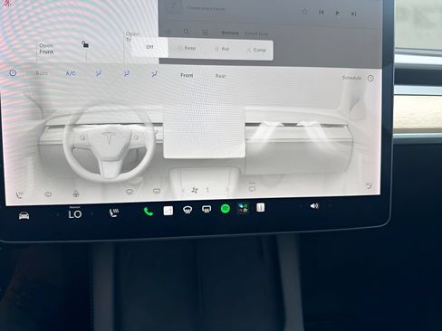Used 2022 Tesla Model 3 Long Range AWD/4WD image 9