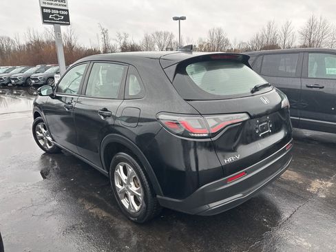 Used 2023 Honda HR-V LX image 3