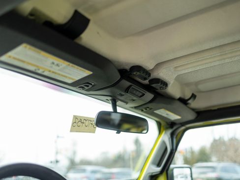 Used 2023 Jeep Gladiator Sport image 26