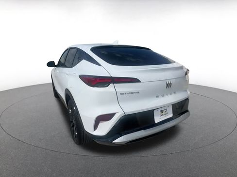 Used 2025 Buick Envista Sport Touring image 11