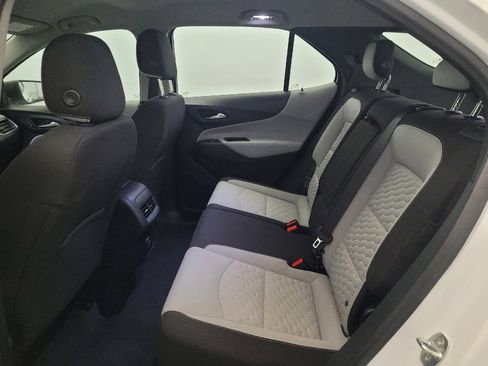 Used 2020 Chevrolet Equinox LS AWD/4WD image 18