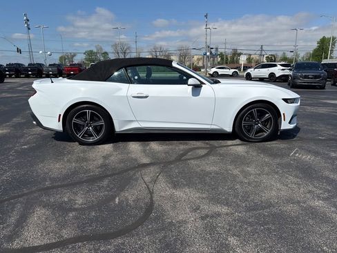 Used 2025 Ford Mustang Premium RWD image 8