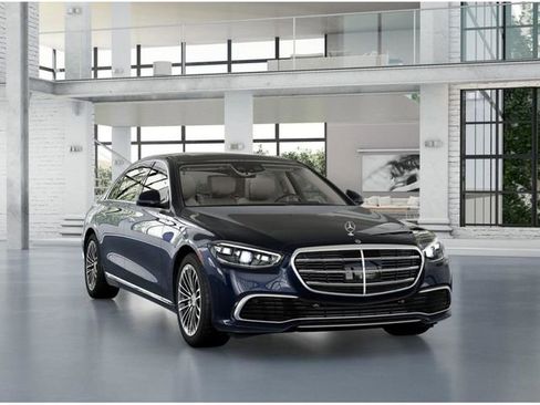 New 2026 Mercedes-Benz S 500 4MATIC image 9