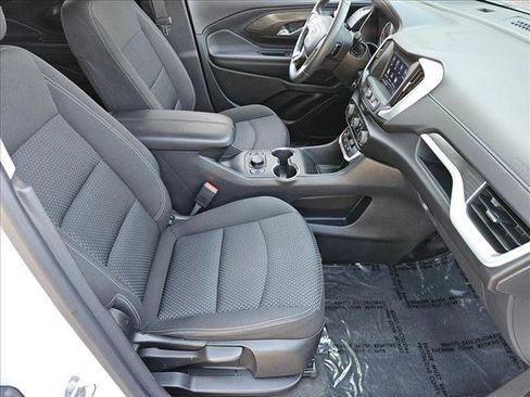 Used 2022 GMC Terrain SLE w/ Driver Convenience Package FWD image 26