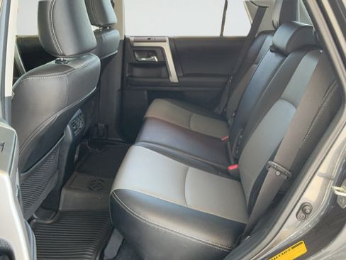 Used 2023 Toyota 4Runner SR5 Premium w/ Moonroof Package AWD/4WD image 21