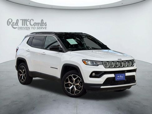 Used 2025 Jeep Compass Limited AWD/4WD image 1