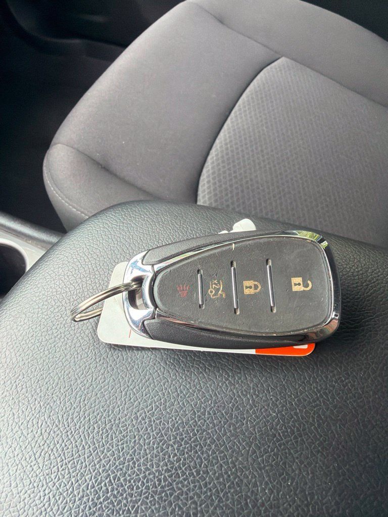 Certified 2018 Chevrolet Malibu LS FWD image 9