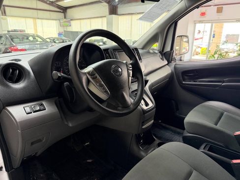 Used 2020 Nissan NV200 SV w/ Back Door Glass Package FWD image 17