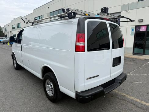 Used 2019 Chevrolet Express 2500 w/ Driver Convenience Package RWD image 8