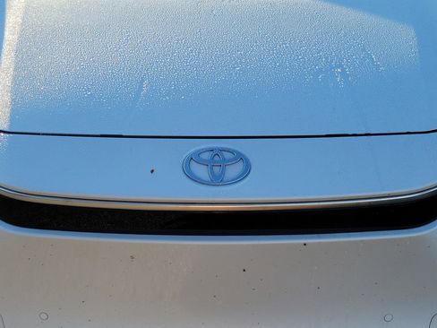 Used 2024 Toyota bZ4X XLE image 26