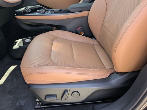 Certified 2025 Kia EV6 Wind RWD image 22