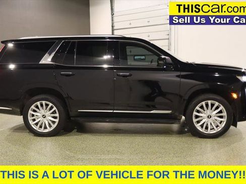 Used 2023 Cadillac Escalade Luxury RWD image 9