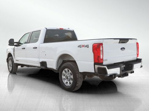 Used 2023 Ford F250 XLT image 4