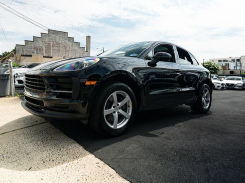 Used 2019 Porsche Macan AWD/4WD image 8