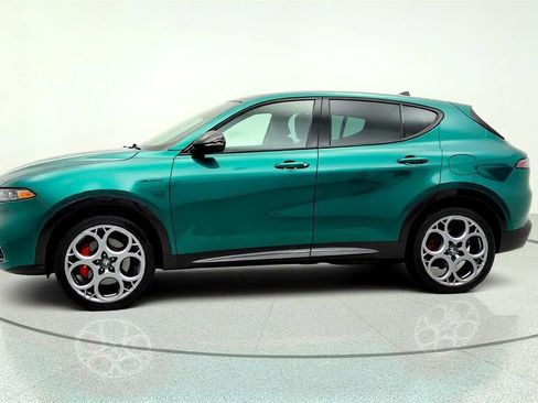 Used 2024 Alfa Romeo Tonale Veloce AWD/4WD image 8
