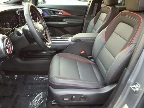 Used 2024 Chevrolet Equinox EV RS image 6