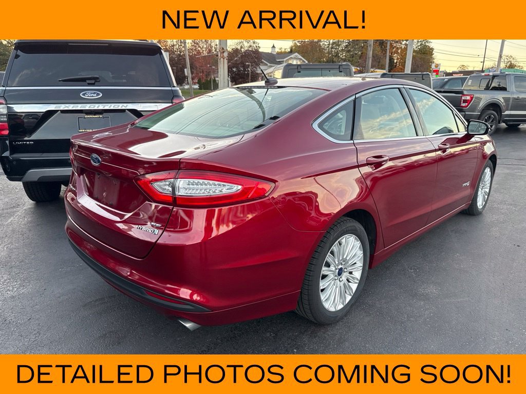 Used 2013 Ford Fusion SE FWD image 4
