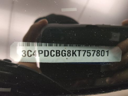 Used 2019 Dodge Journey SE w/ Premium Group image 33