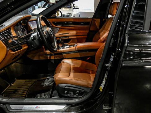 Used 2014 BMW 750i RWD image 4