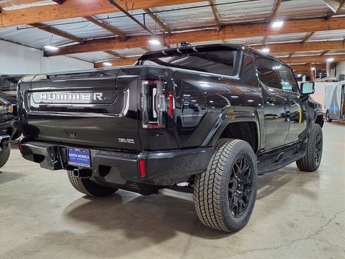 New 2026 GMC Hummer EV 4x4 Crew Cab image 8
