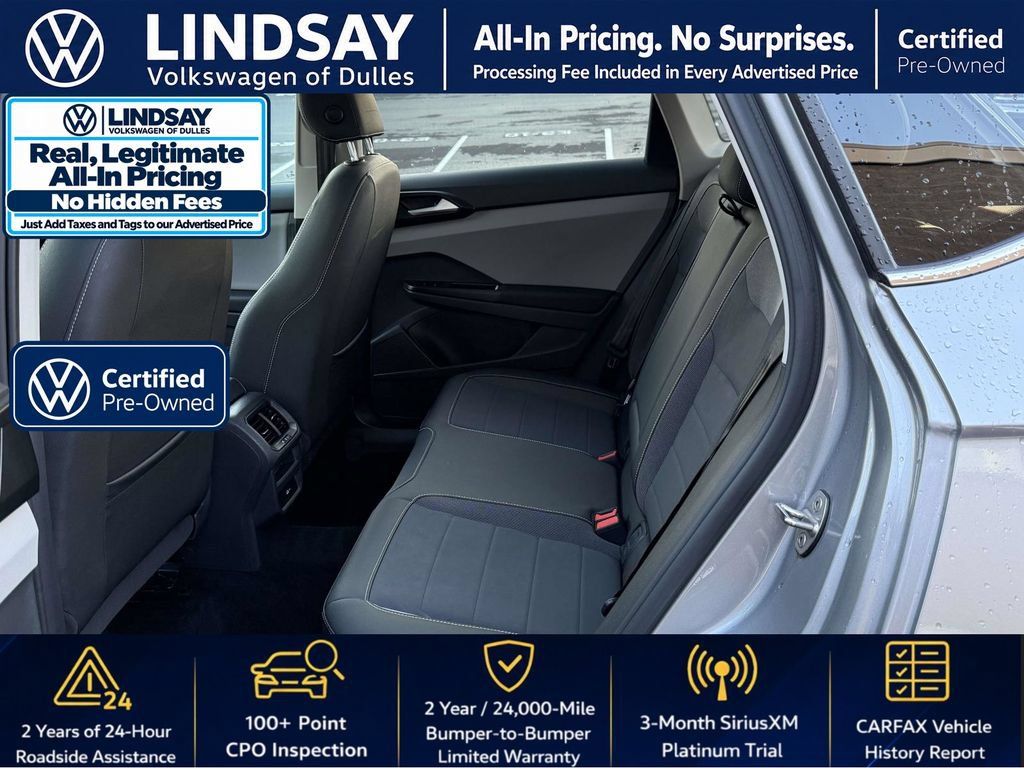 Used 2023 Volkswagen Taos SE w/ Panoramic Sunroof Package FWD image 15