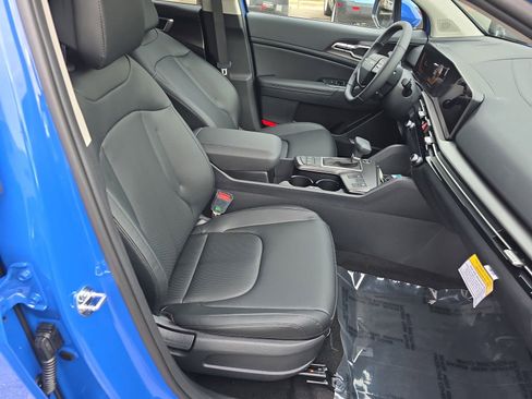New 2026 Kia Sportage EX w/ EX Panorama Roof Package image 10