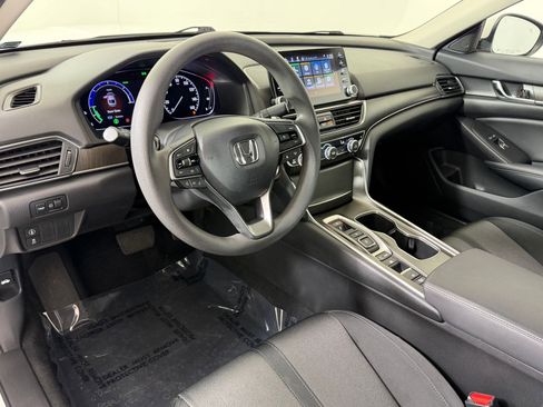 Used 2021 Honda Accord EX image 4