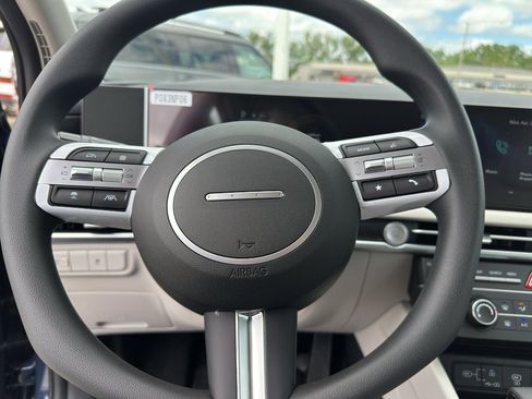New 2026 Hyundai Tucson SE FWD image 12