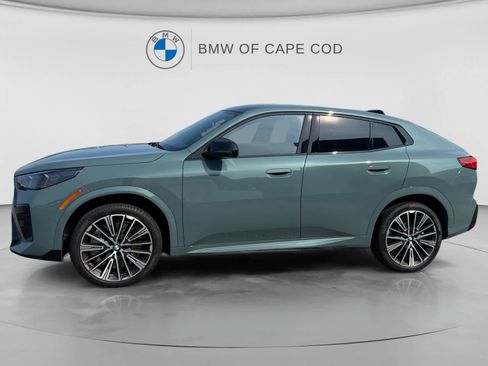Used 2026 BMW X2 M35i w/ Technology Package AWD/4WD image 4