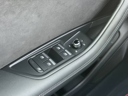 Used 2019 Audi S4 Premium Plus w/ Premium Plus Package AWD/4WD image 32