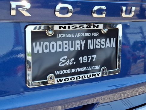 Certified 2023 Nissan Rogue Platinum w/ Platinum Premium Package AWD/4WD image 32