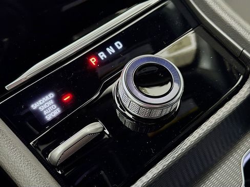 New 2025 Jeep Grand Cherokee Limited image 22