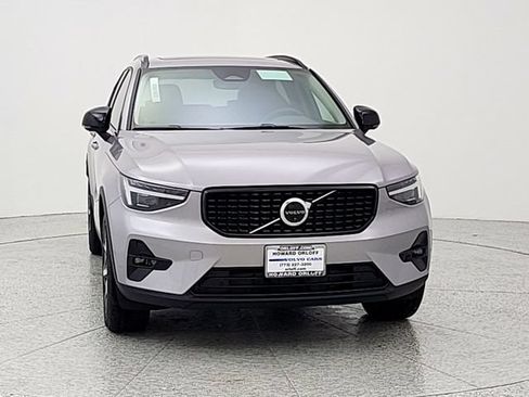 New 2026 Volvo XC40 B5 Plus w/ Protection Package Premier AWD/4WD image 2