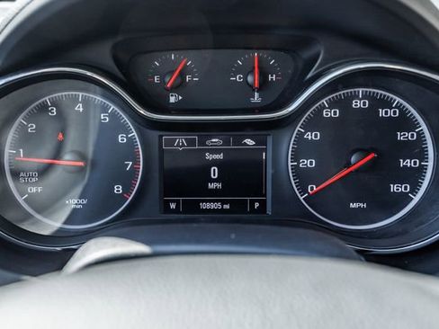 Used 2019 Chevrolet Cruze Sedan FWD image 28